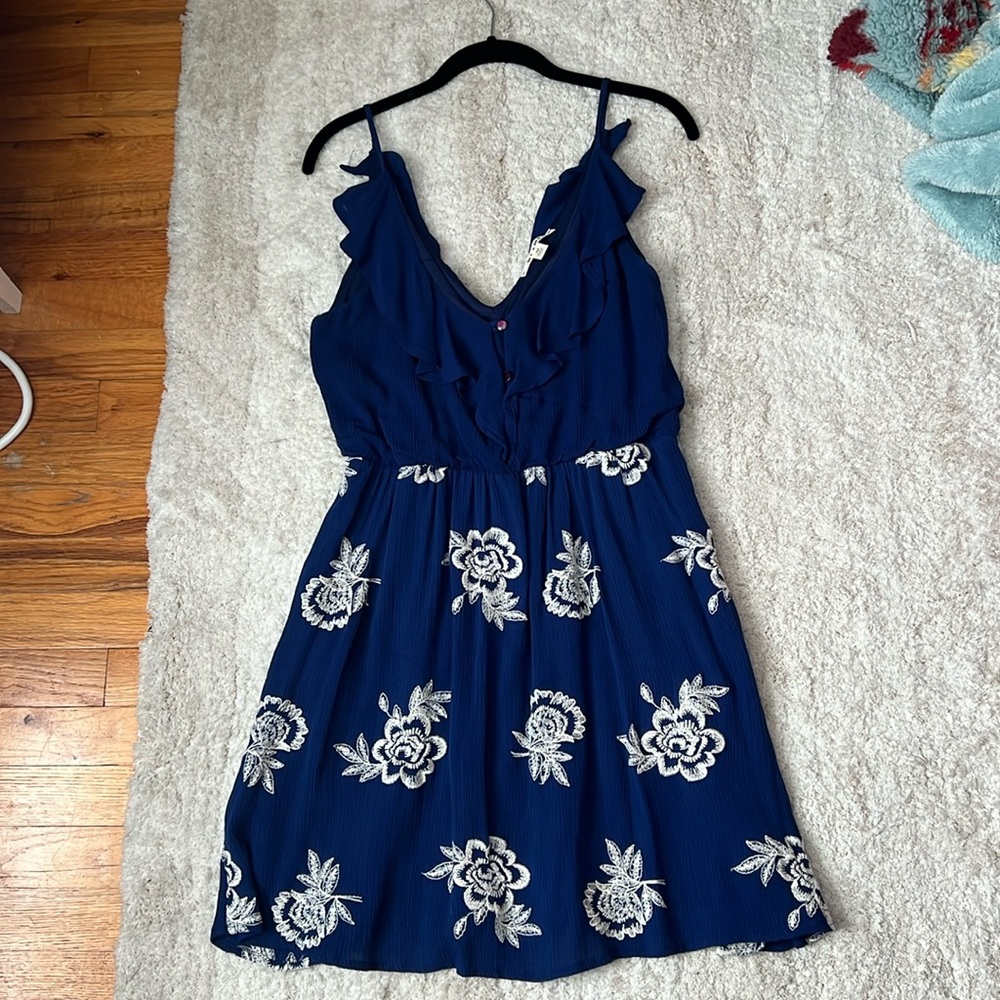 Blue dress. Medium